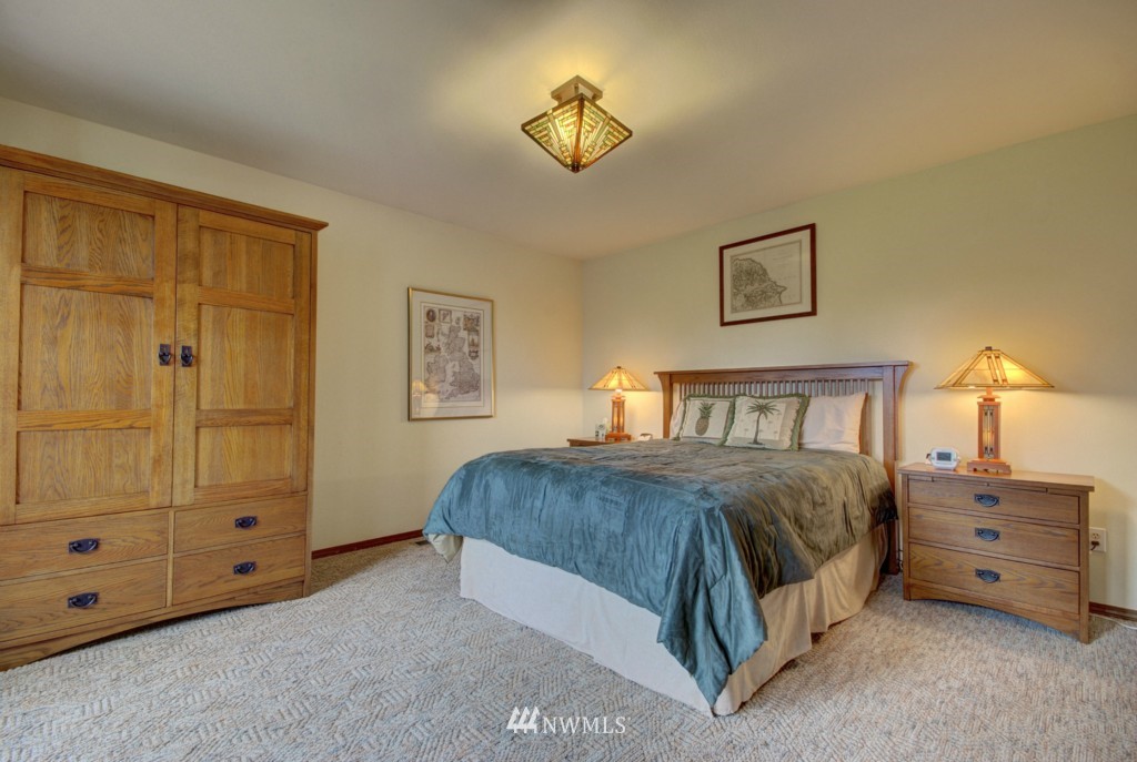 1362 Arnold Road Oak Harbor, WA 98277 - Photo 7 of 15 Gallery Image 7