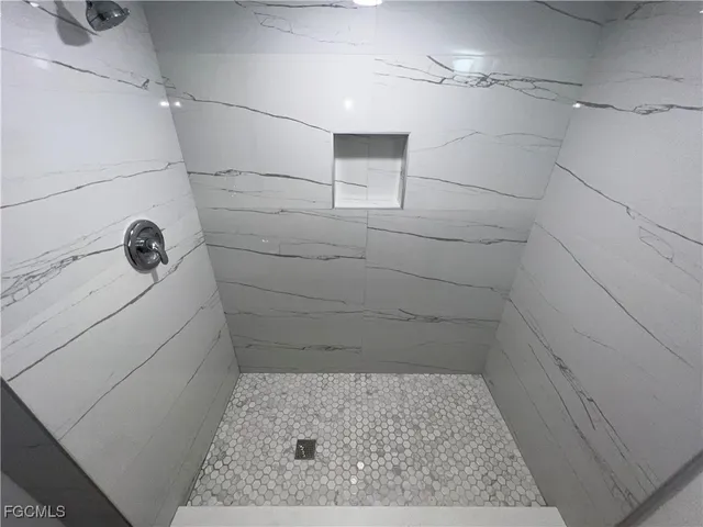 $1,300 | 1270 Allen Street, Unit 3, Fort Myers, FL 33916