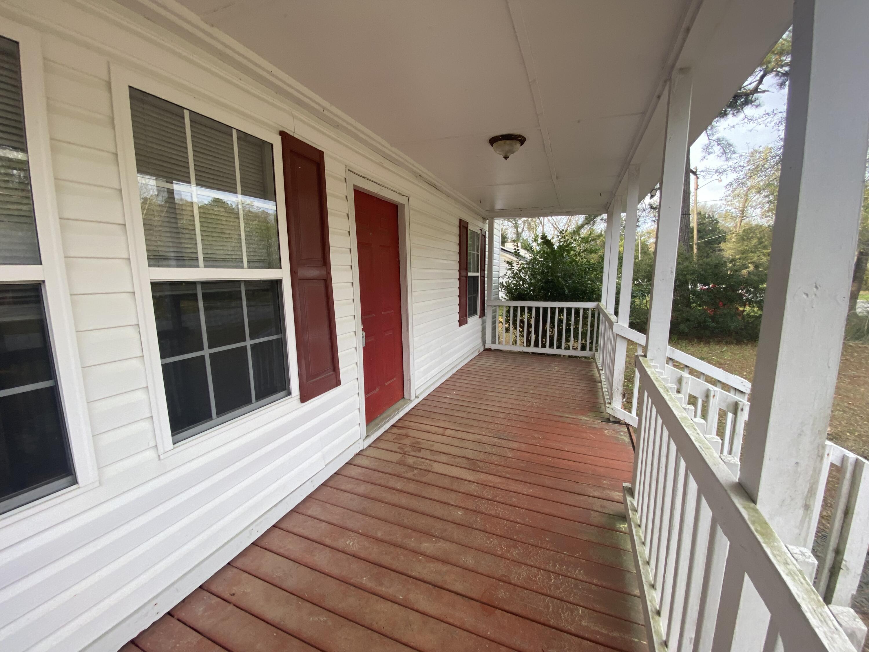 167 North Main Street Ridgeville, SC 29472 - Photo 6 of 37 IMG_5476