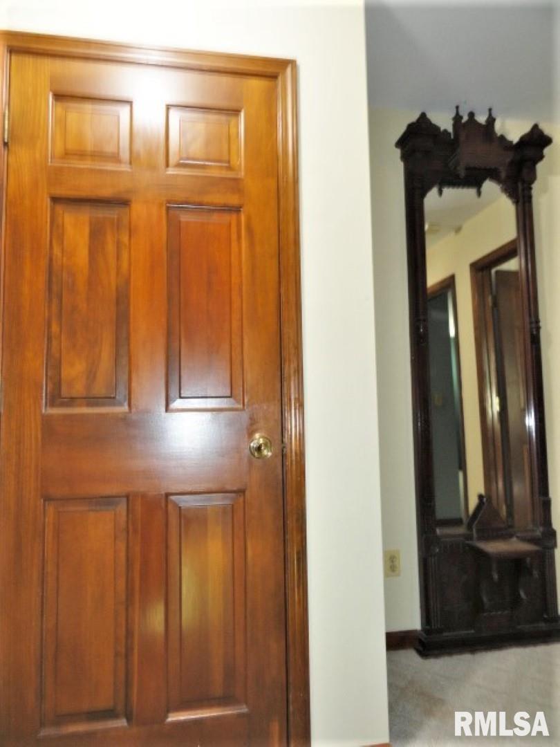 2613 Deveron Circle Quincy, IL 62305 - Photo 22 of 33