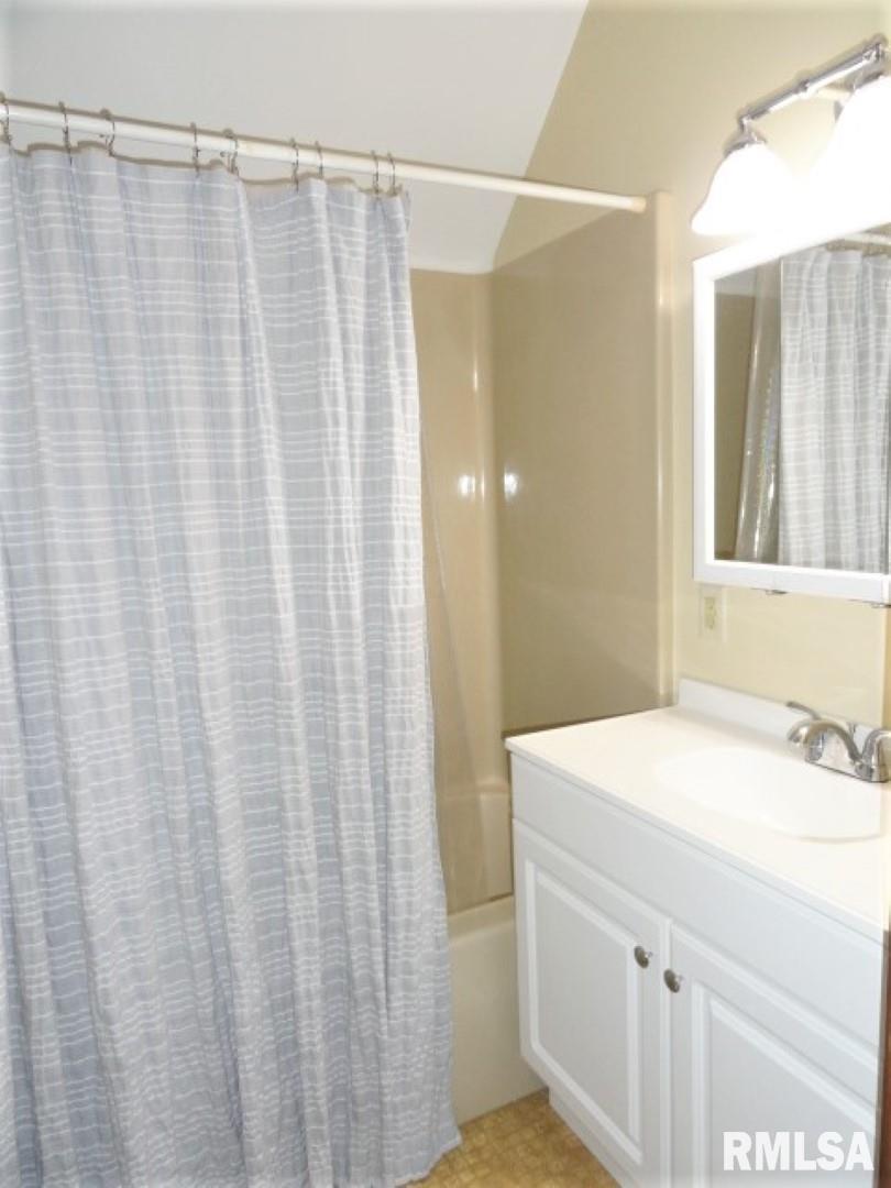 2613 Deveron Circle Quincy, IL 62305 - Photo 29 of 33