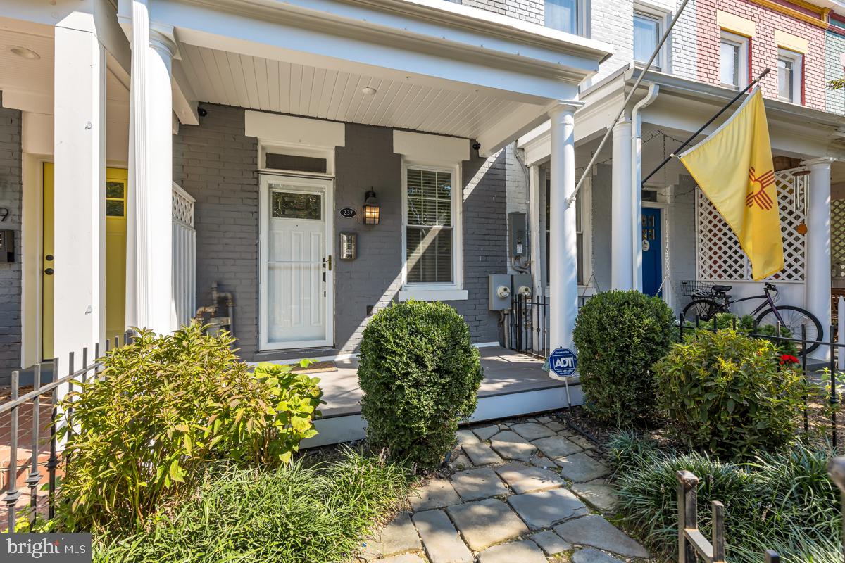 237 14th Place Northeast Washington, DC 20002 - Photo 3 of 29 Inviting front porch