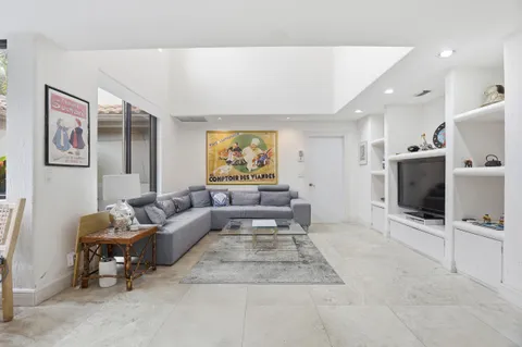 $1,750,000 | 2248 Northwest 60th Street, Boca Raton, FL 33496