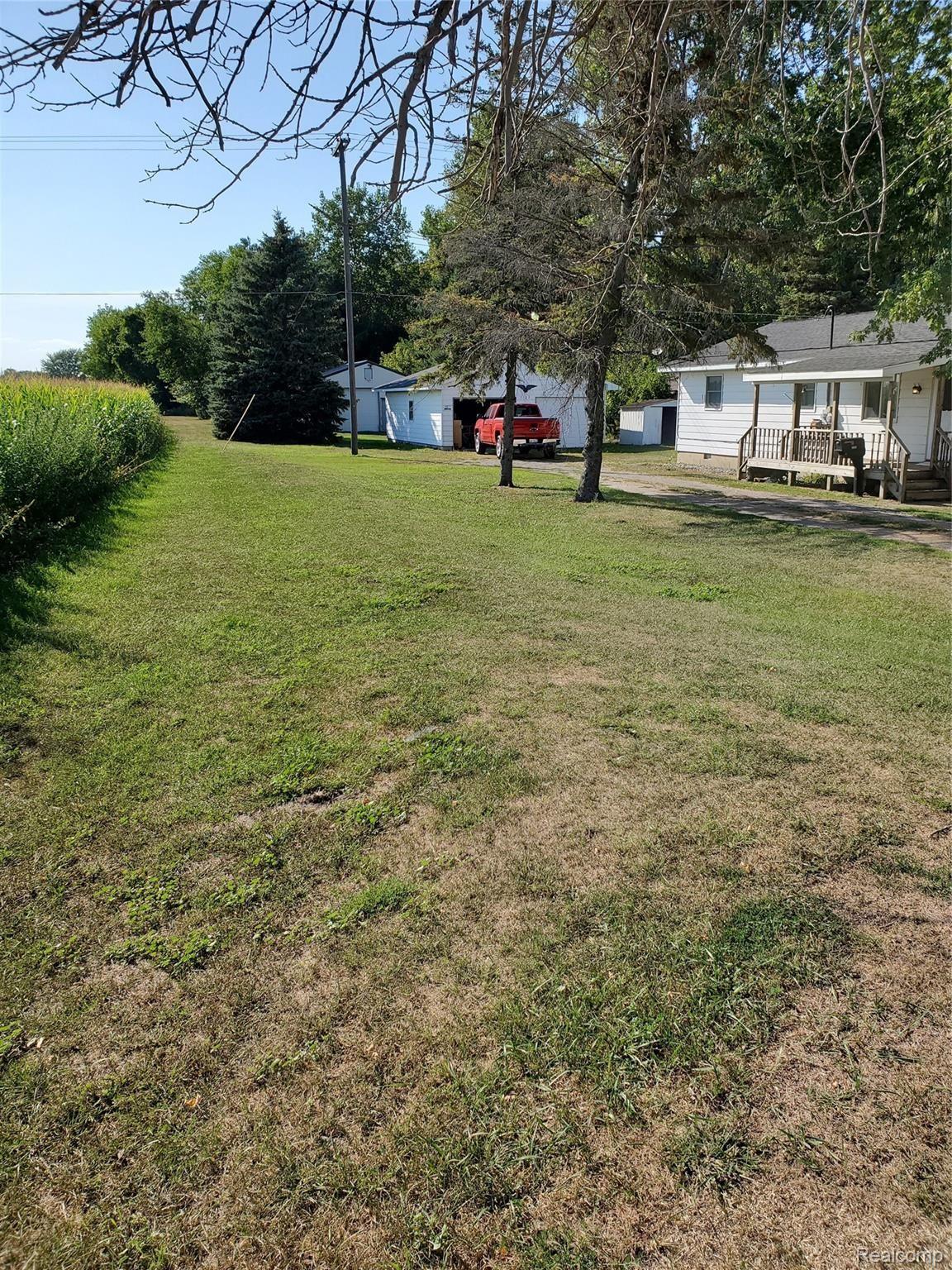 5123 North Vassar Road Akron, MI 48701 - Photo 7 of 37 20190905_164124 (1).jpg