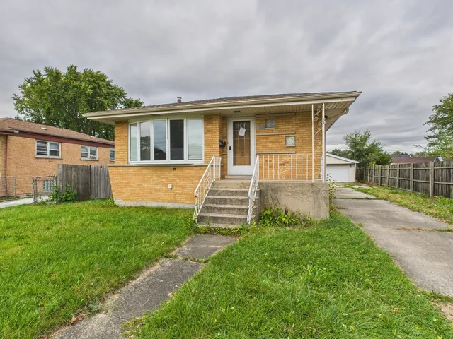 $240,000 | 11625 South Kildare Avenue, Alsip, IL 60803