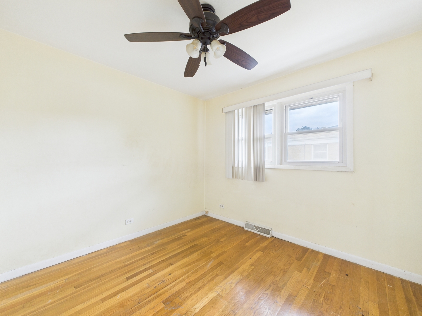 11625 South Kildare Avenue Alsip, IL 60803 - Photo 8 of 22