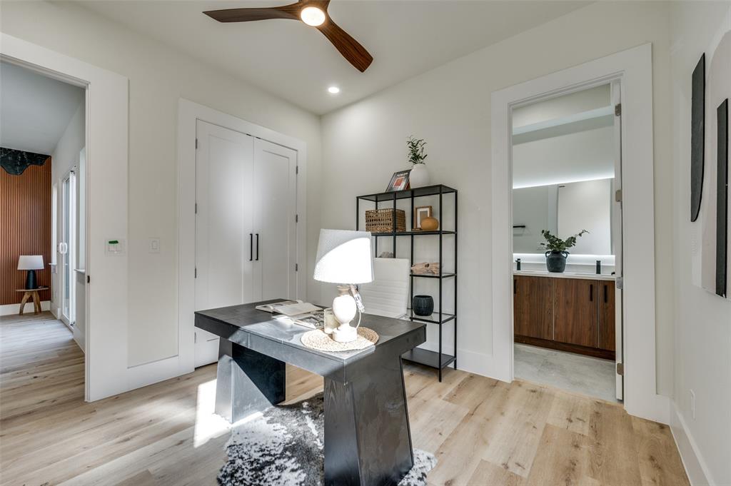 3314 Navaro Street Dallas, TX 75212 - Photo 11 of 24 a living room with furniture and a table