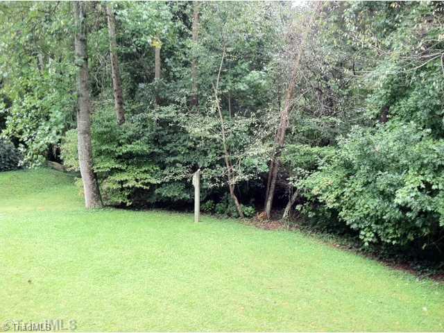 3809 Pinetop Road Greensboro, NC 27410 - Photo 14 of 14 Yard/Garden.