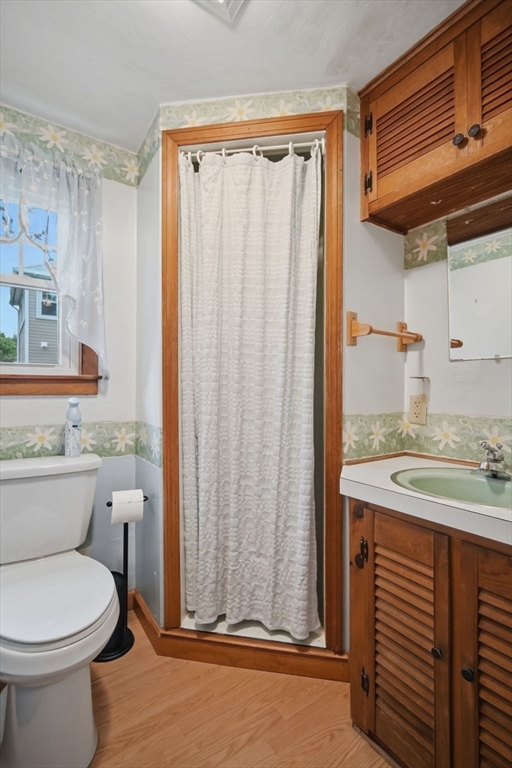 20 Athol Street Springfield, MA 01107 - Photo 22 of 40