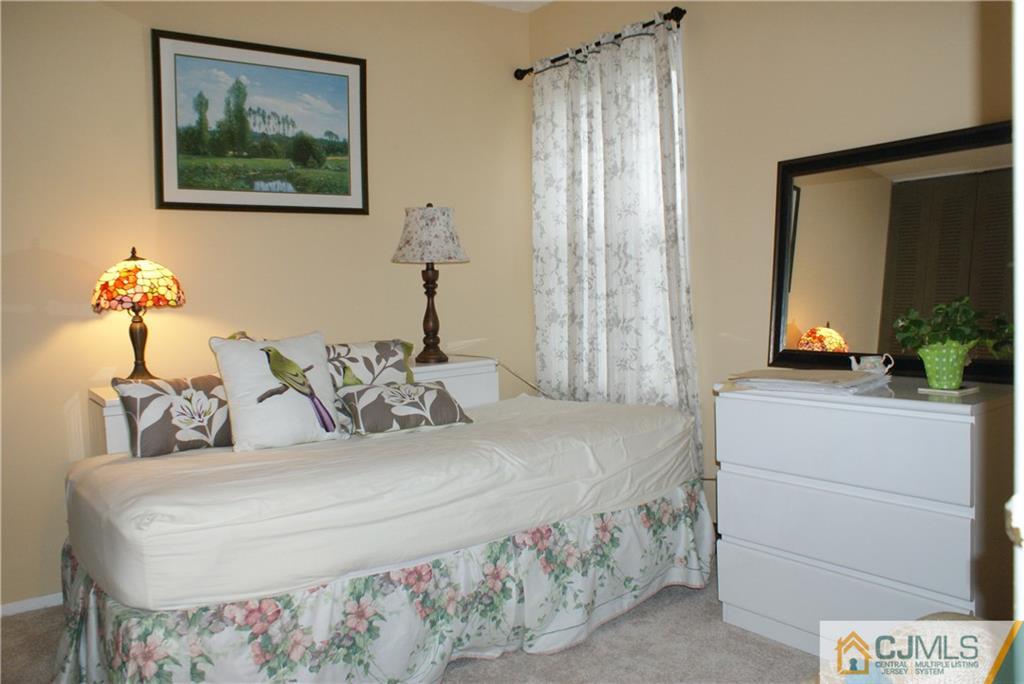 118 Woodbury Road Edison, NJ 08820 - Photo 14 of 19 Gallery Image 14