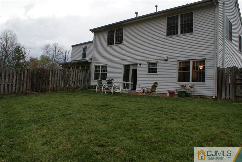 118 Woodbury Road Edison, NJ 08820 - Photo 18 of 19 Gallery Image 18