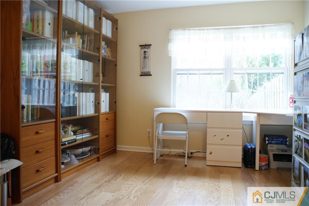 118 Woodbury Road Edison, NJ 08820 - Photo 10 of 19 Gallery Image 10