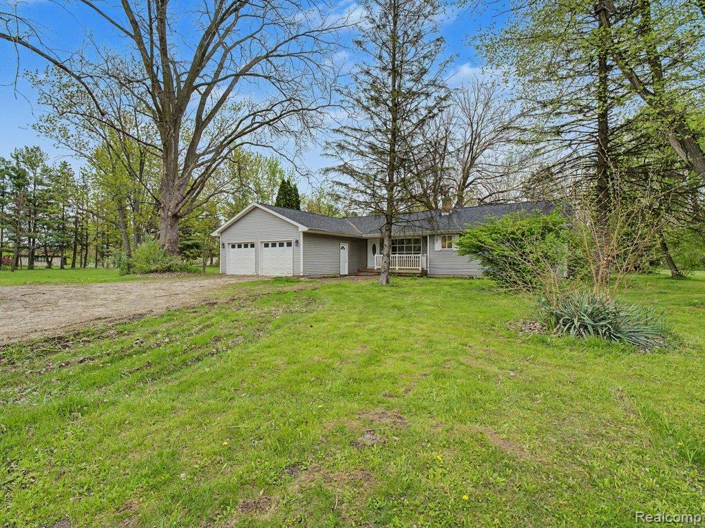 11414 North Lewis Road Clio, MI 48420 - Photo 1 of 54