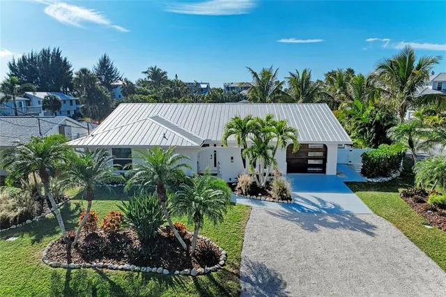 $2,095,900 | 57 North Shore Drive, Anna Maria, FL 34216