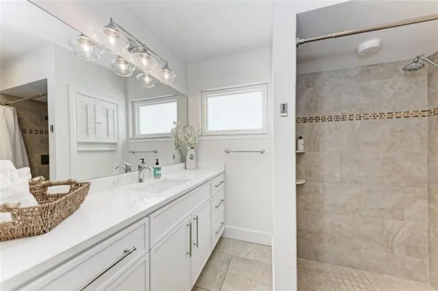 $2,095,900 | 57 North Shore Drive, Anna Maria, FL 34216