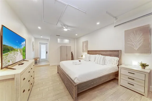 $2,095,900 | 57 North Shore Drive, Anna Maria, FL 34216