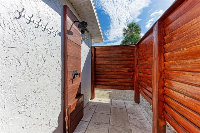 $2,095,900 | 57 North Shore Drive, Anna Maria, FL 34216