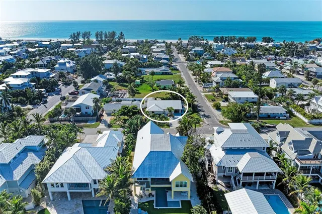 $2,095,900 | 57 North Shore Drive, Anna Maria, FL 34216