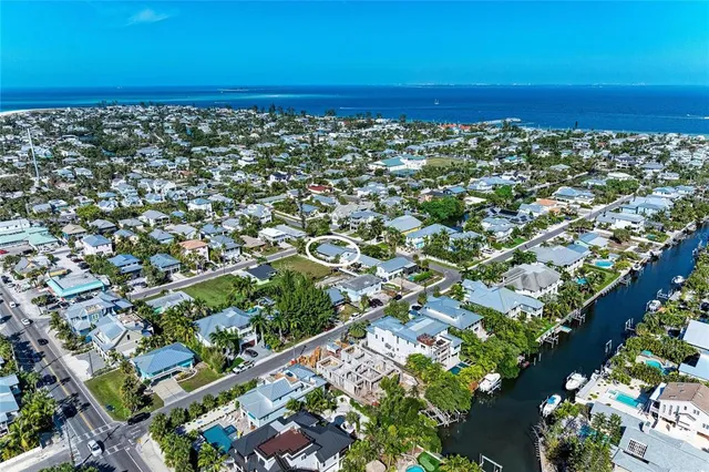 $2,095,900 | 57 North Shore Drive, Anna Maria, FL 34216