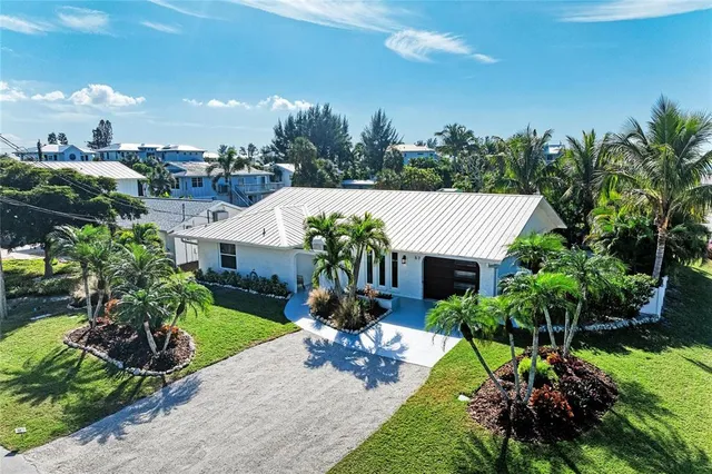 $2,095,900 | 57 North Shore Drive, Anna Maria, FL 34216