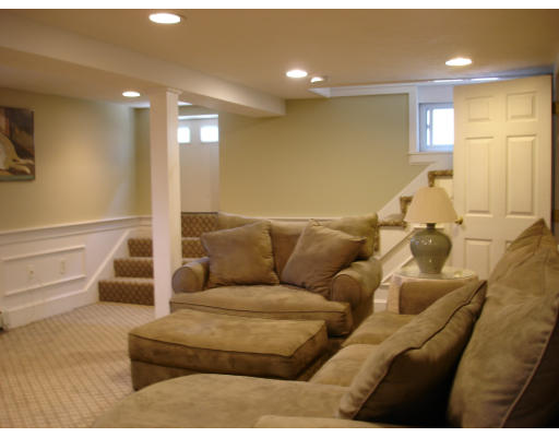 36 St Agatha Road Milton, MA 02186 - Photo 15 of 18 Gallery Image 15