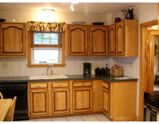 36 St Agatha Road Milton, MA 02186 - Photo 6 of 18 Gallery Image 6