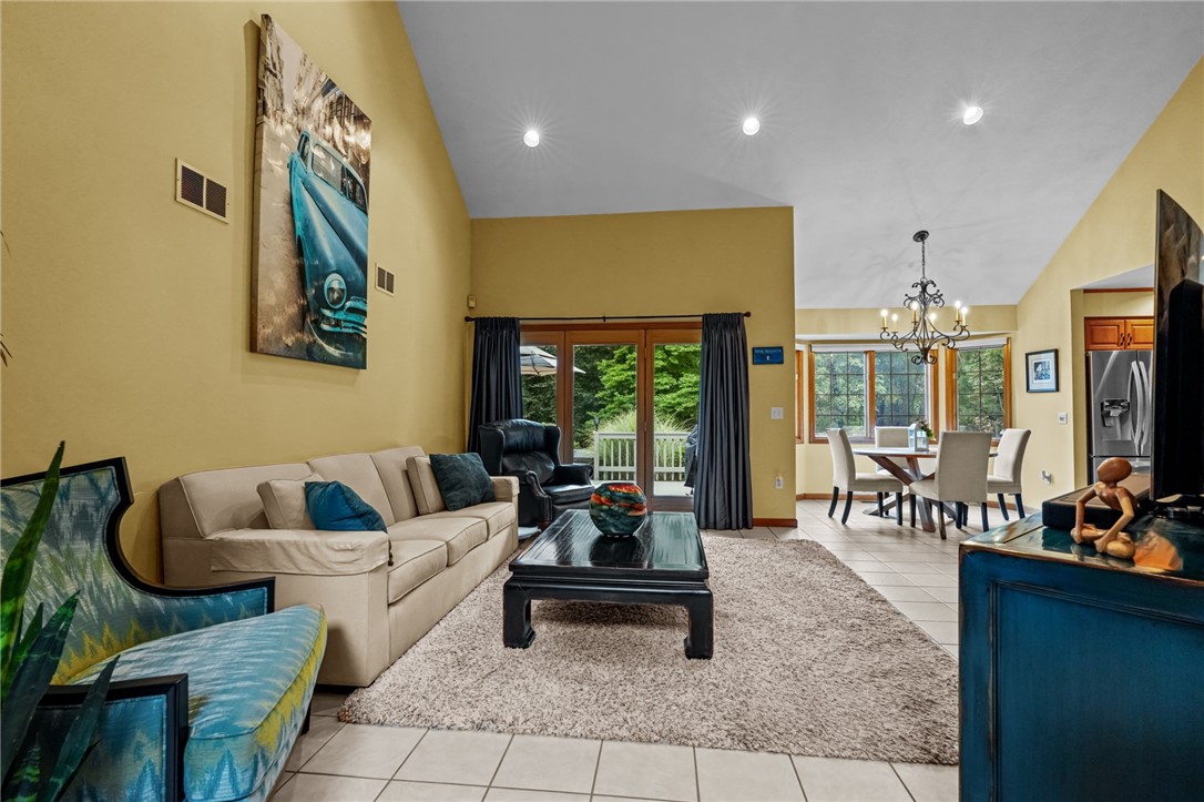 45 Gentry Way Scituate, RI 02857 - Photo 5 of 50 Gallery Image 5