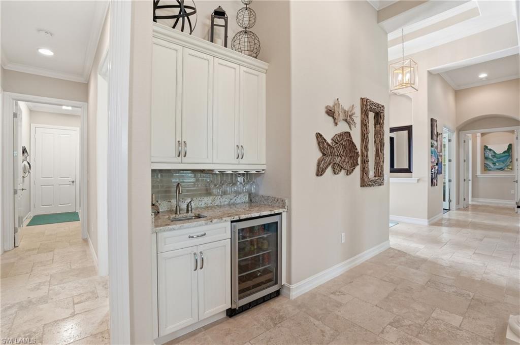 6453 Costa Circle Naples, FL 34113 - Photo 15 of 47