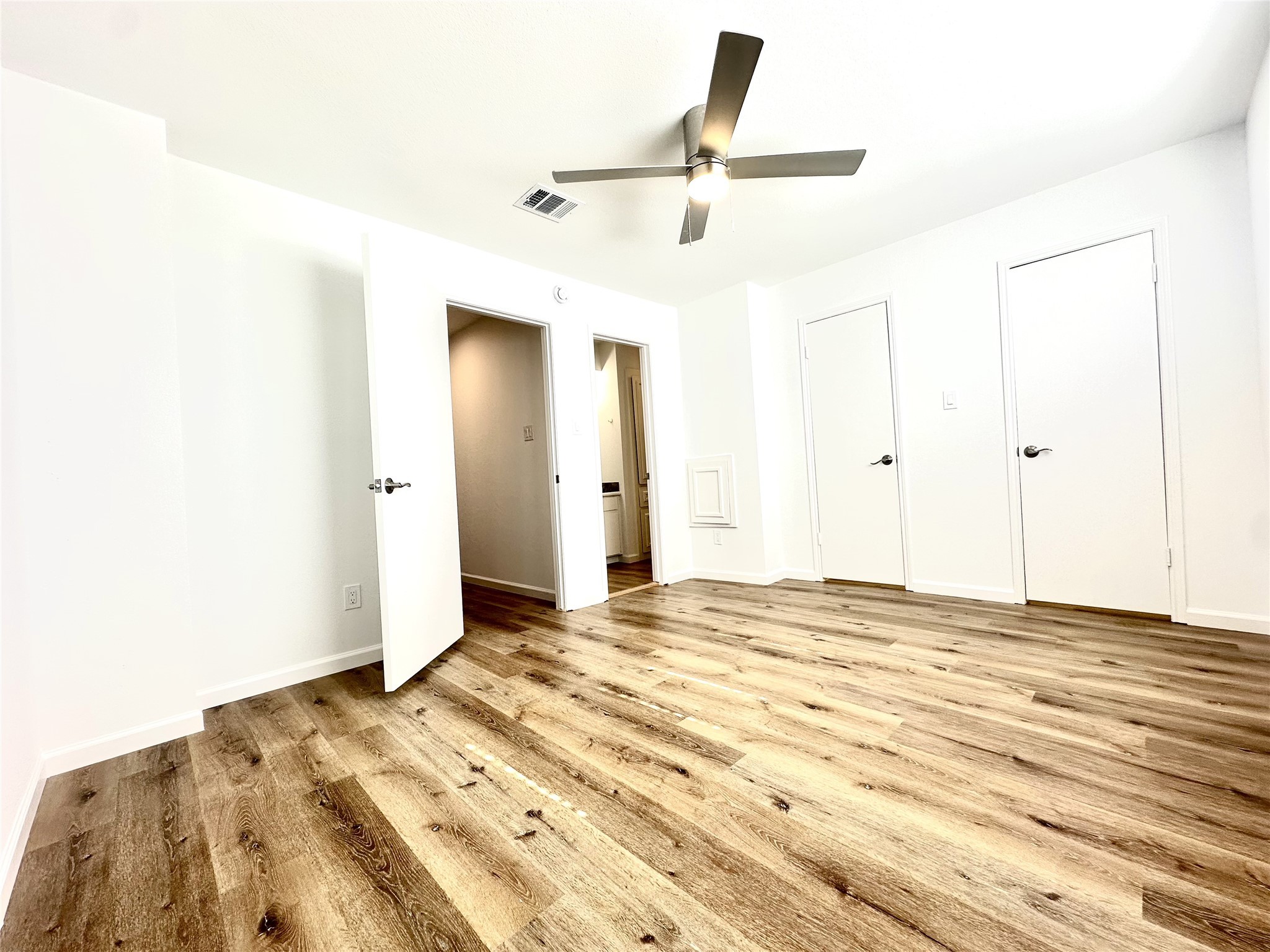 14771 Perthshire Road Houston, TX 77079 - Photo 12 of 23 a view of a livingroom with a fireplace
