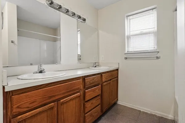 $1,475 | 4128 Buckingham, Detroit, MI 48224