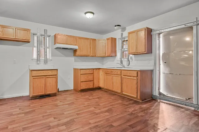 $1,575 | 4128 Buckingham, Detroit, MI 48224