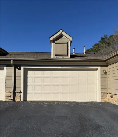 a view of backyard of house