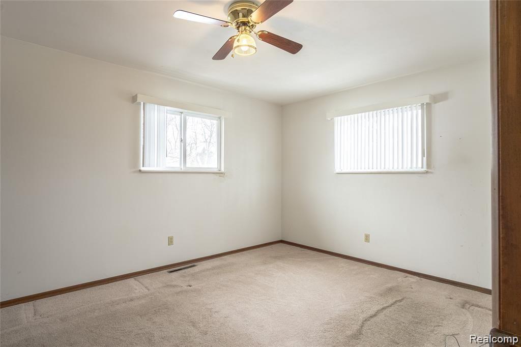 15466 Lobdell Road Linden, MI 48451 - Photo 10 of 19