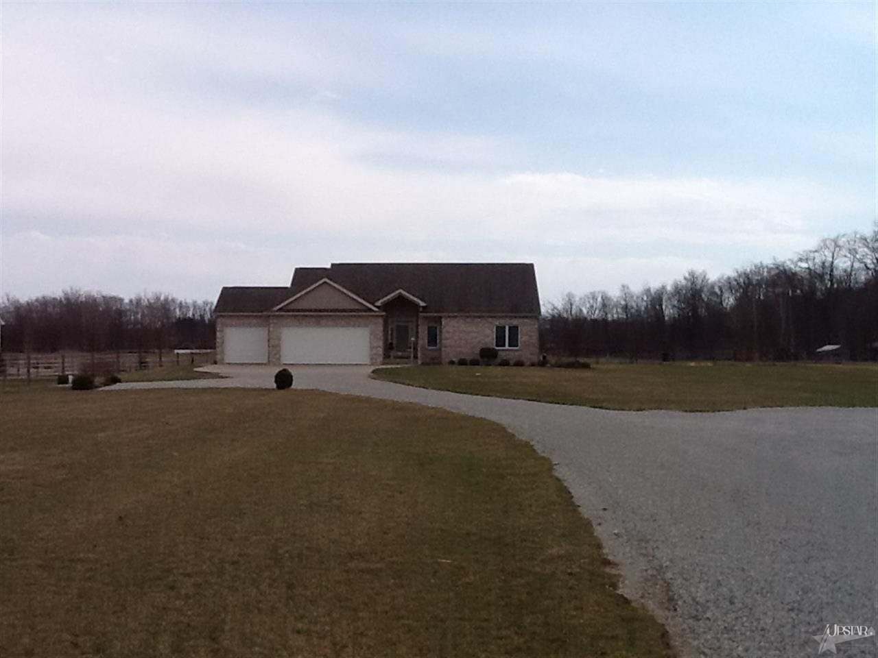 21802 Notestine Road Woodburn, IN 46797 - Photo 1 of 27