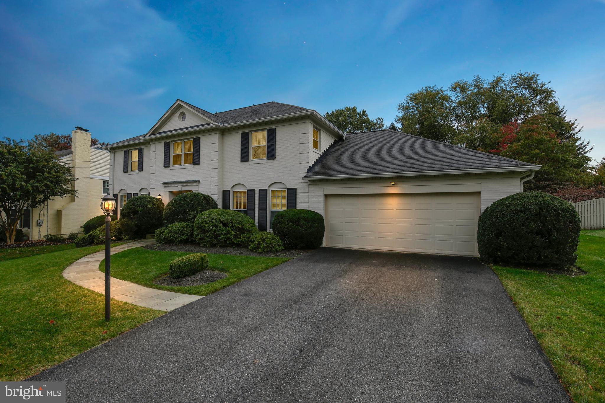 10023 Kendale Road Potomac, MD 20854 - Photo 2 of 103