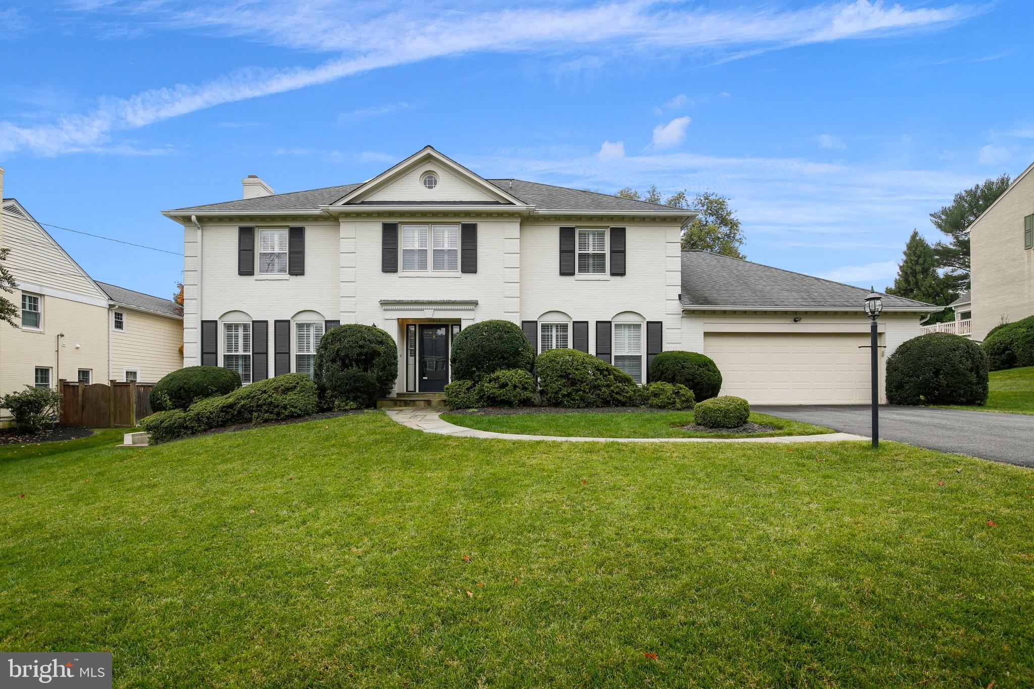 10023 Kendale Road Potomac, MD 20854 - Photo 3 of 103