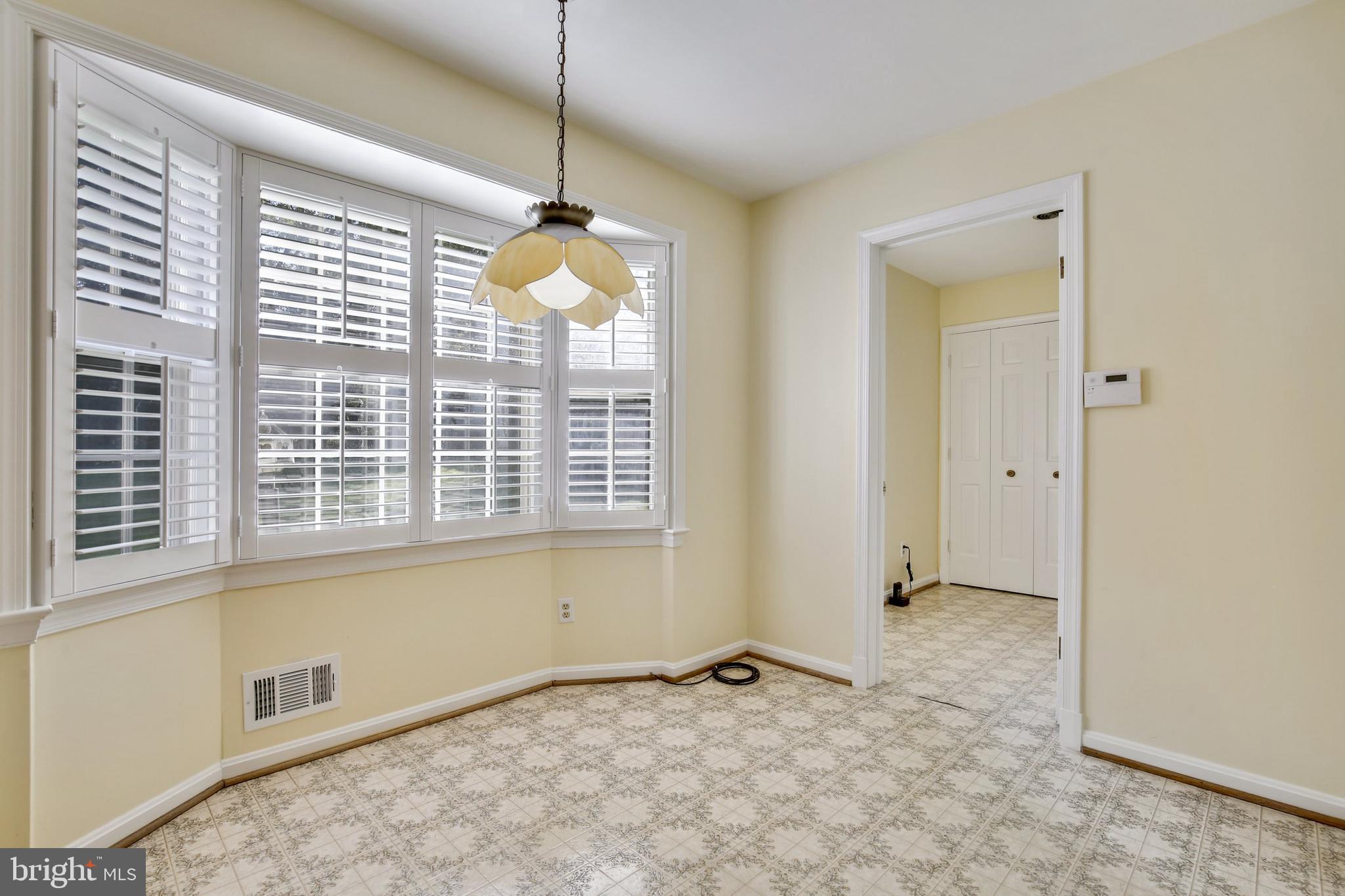 10023 Kendale Road Potomac, MD 20854 - Photo 34 of 103