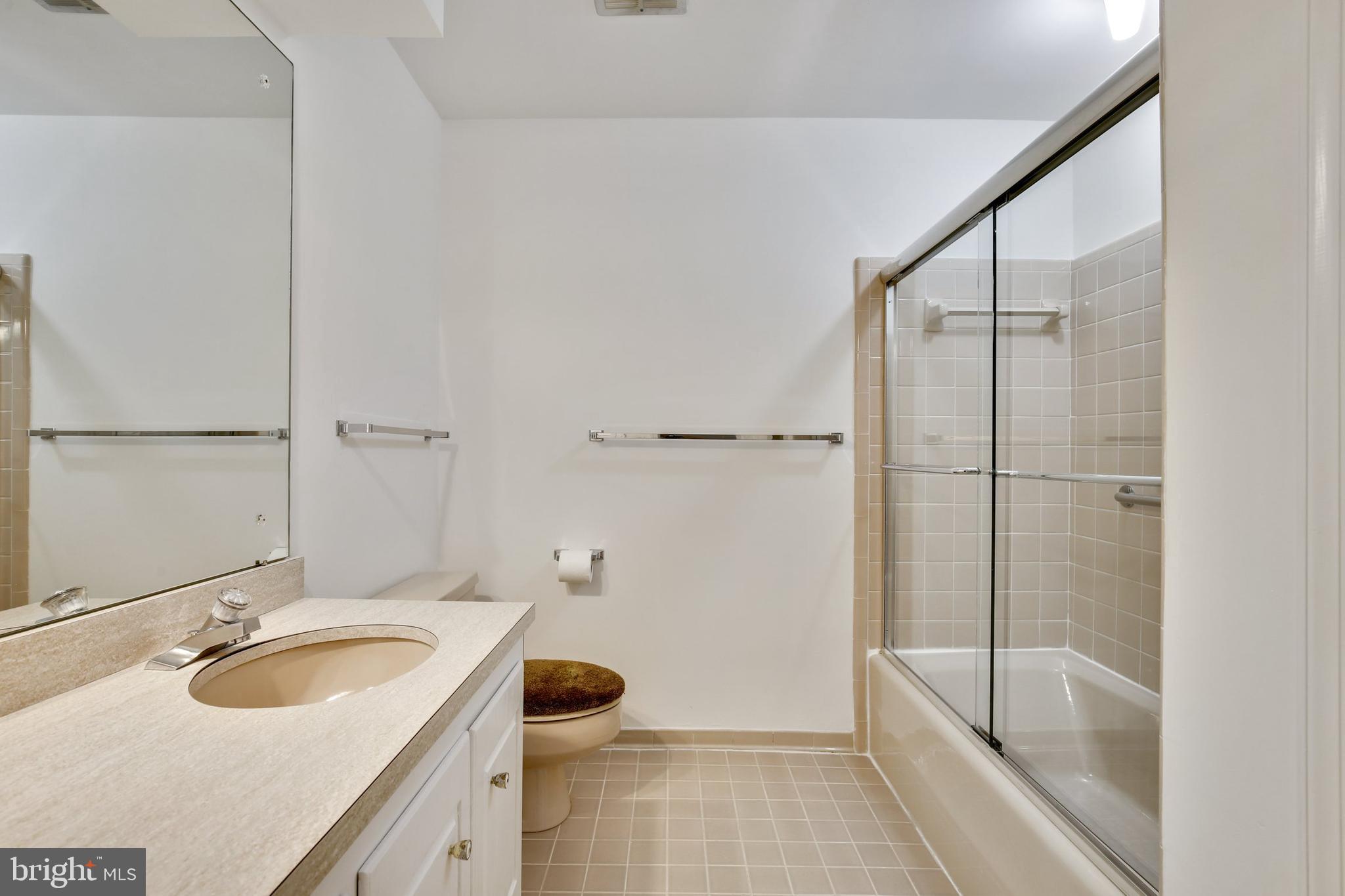 10023 Kendale Road Potomac, MD 20854 - Photo 49 of 103