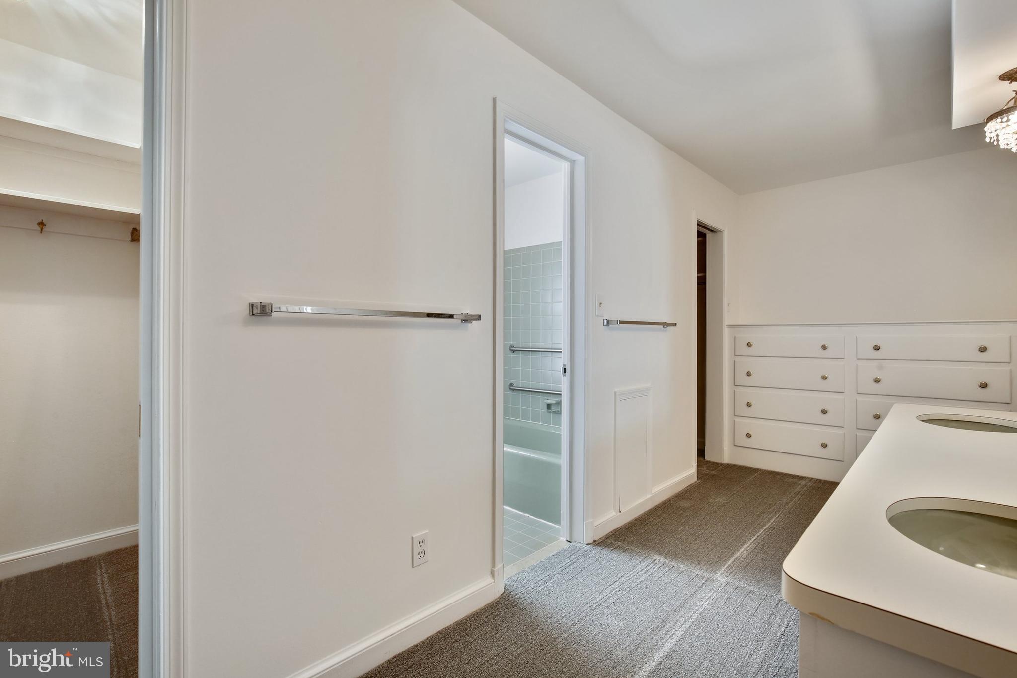 10023 Kendale Road Potomac, MD 20854 - Photo 58 of 103