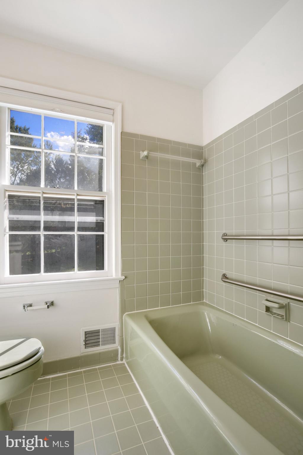 10023 Kendale Road Potomac, MD 20854 - Photo 64 of 103