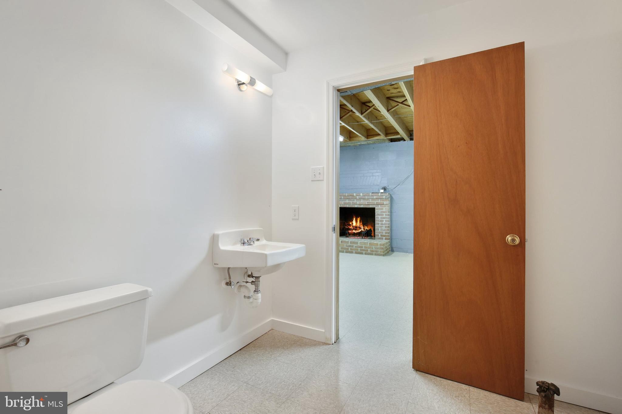 10023 Kendale Road Potomac, MD 20854 - Photo 72 of 103