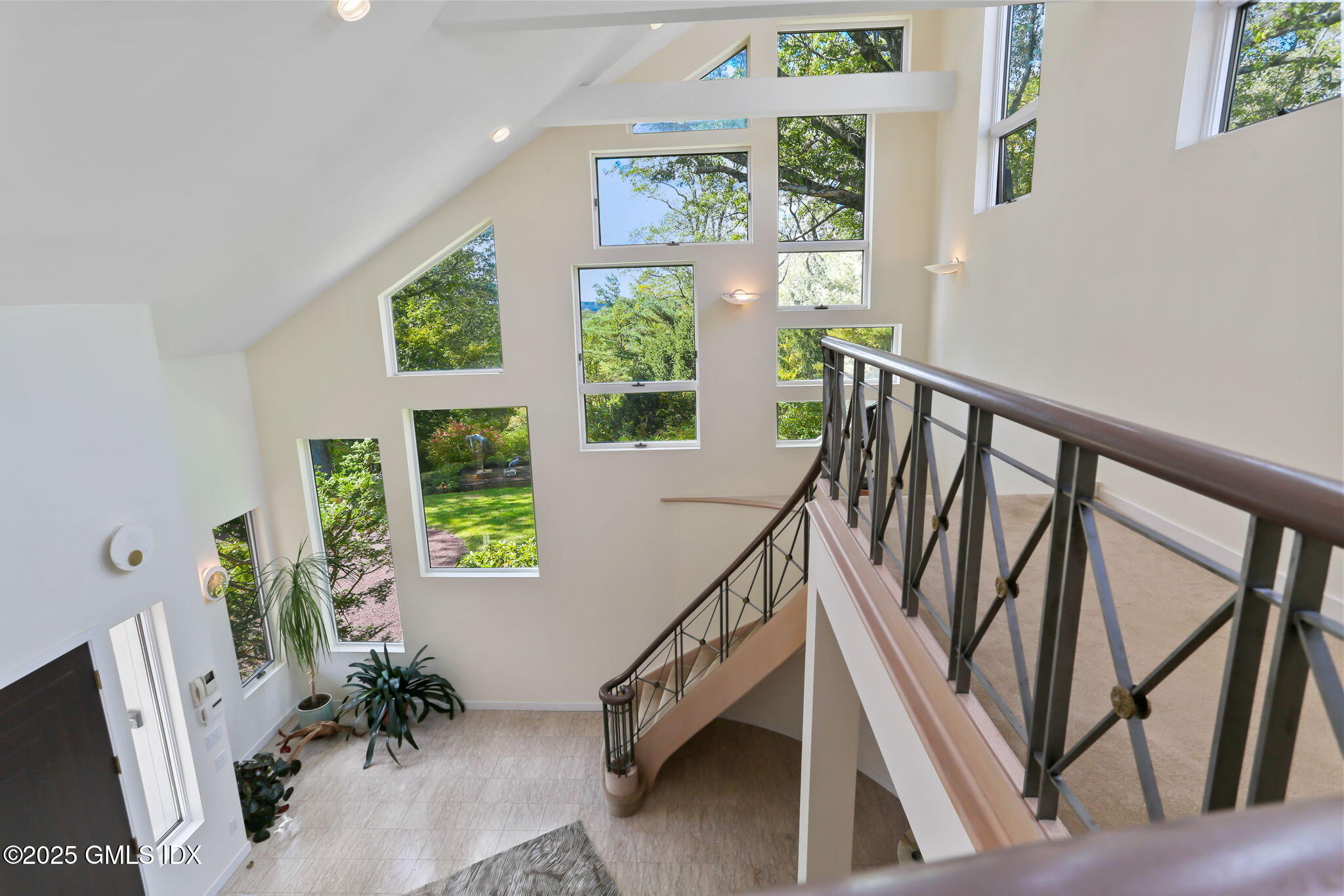 43 Sterling Road South Greenwich, CT 06831 - Photo 14 of 34 Second Floor Landing
