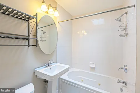 $4,700 | 1535 Gales Street Northeast, Washington, DC 20002