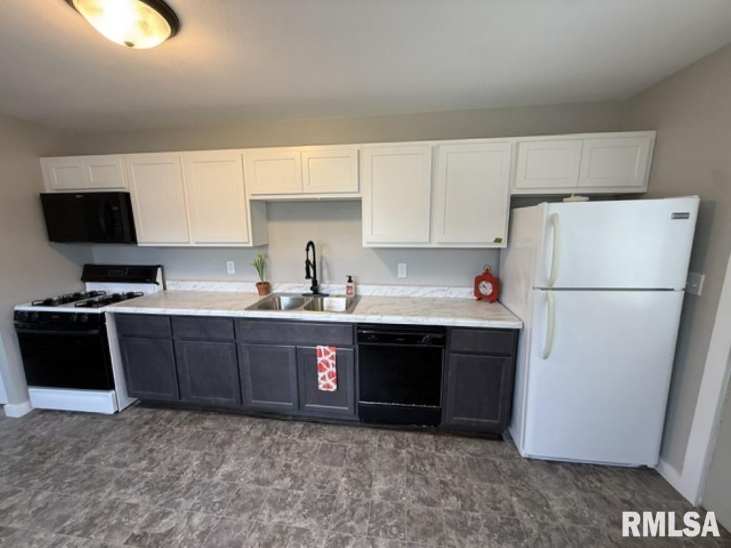 307 Camelot Drive Washington, IL 61571 - Photo 12 of 18