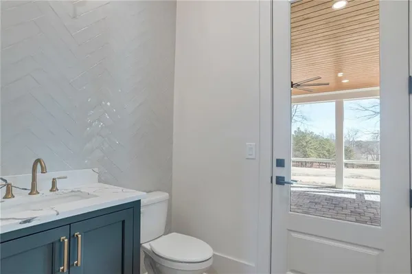 $2,099,900 | 2819 Kestrel Drive, Statham, GA 30666