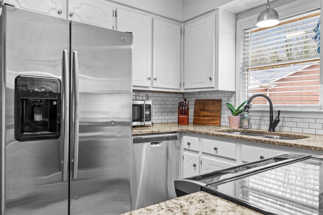 1000 Hopkins Avenue Pendleton, SC 29670 - Photo 15 of 34