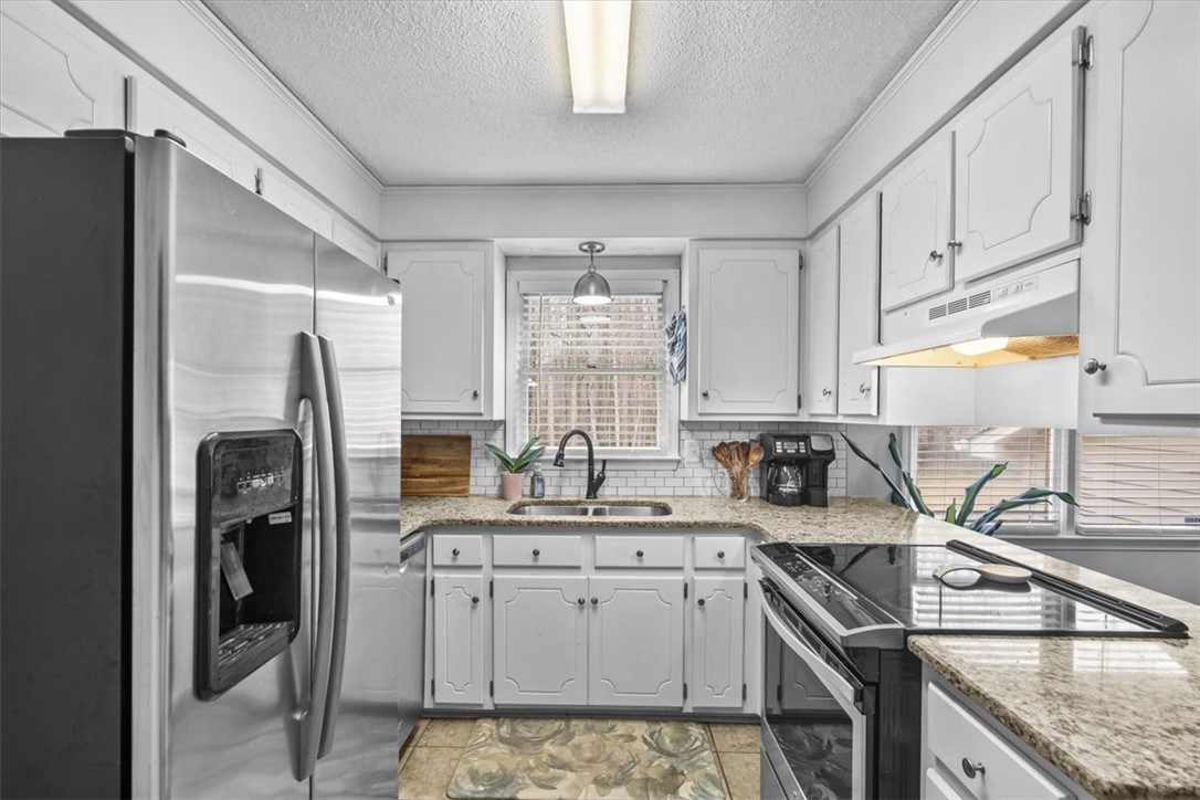 1000 Hopkins Avenue Pendleton, SC 29670 - Photo 17 of 34