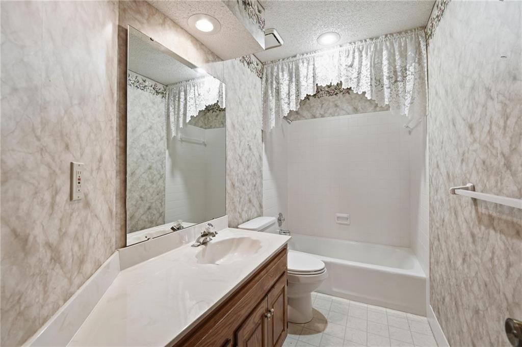 1108 Southwest 8 Terrace Lee's Summit, MO 64081 - Photo 23 of 37