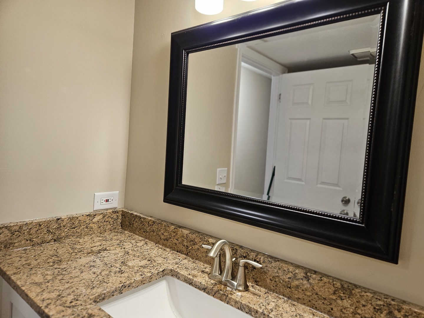 1093 Kane Street, Unit 1093 South Elgin, IL 60177 - Photo 10 of 17