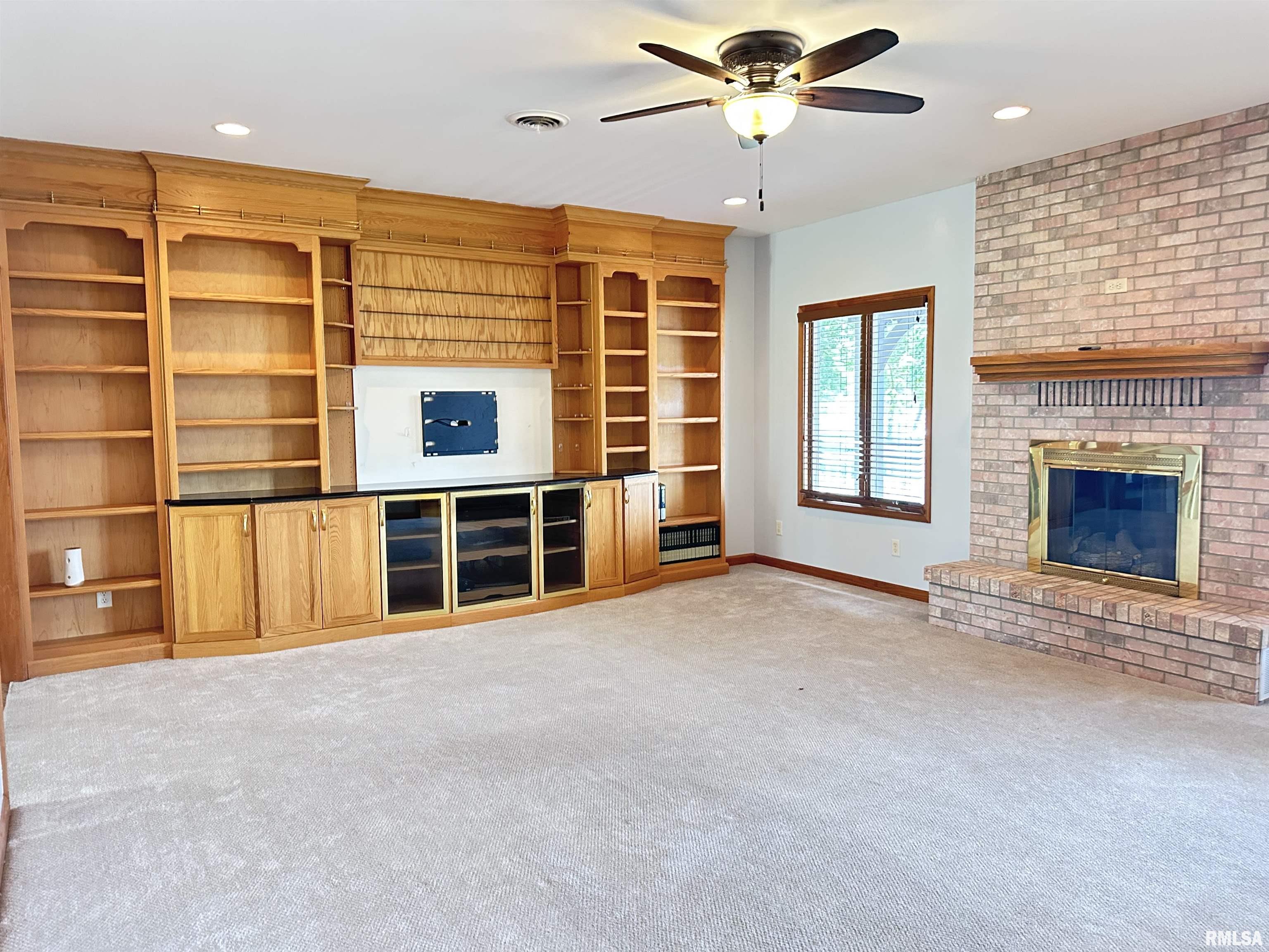1535 Howard Road Marion, IL 62959 - Photo 2 of 40